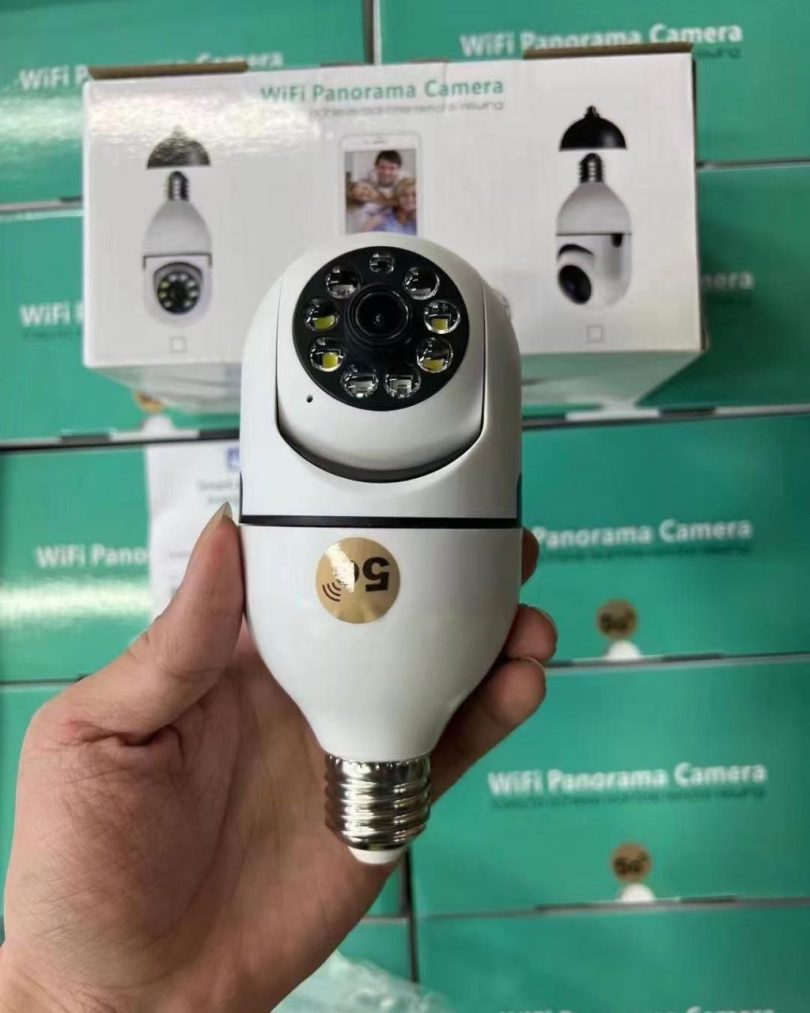 Light Bulb camera pallets