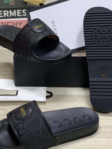 Gucci Slides Pallets - Image 5