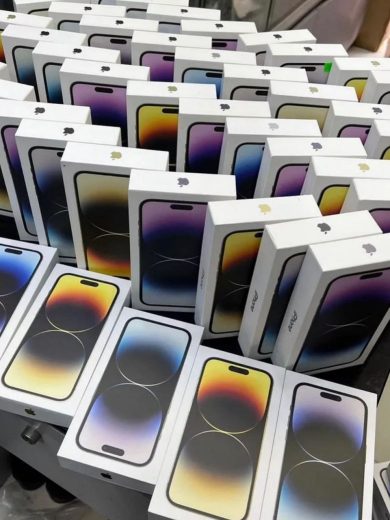 Buy iPhone Pallets (10 Units From $1100) - Image 4