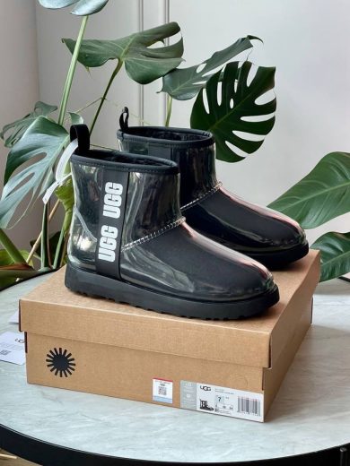 Buy Ugg Shoes Pallet(60 pairs at $500) - Image 6