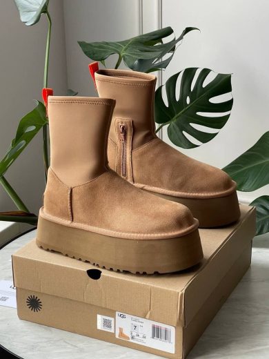 Buy Ugg Shoes Pallet(60 pairs at $500) - Image 7
