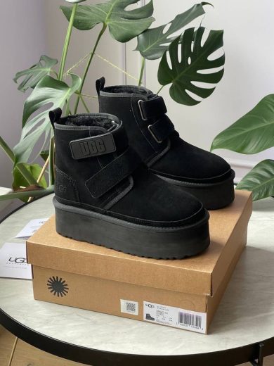 Buy Ugg Shoes Pallet(60 pairs at $500) - Image 5