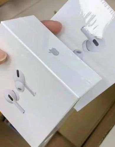 Buy Apple Airpods Pallet (100pcs for $800) - Image 5