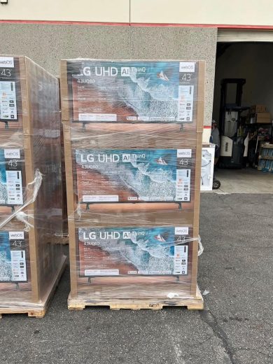 Wholesale TV Pallets ( 10 mixed TVs 32 to 85 inches $900 ) - Image 3