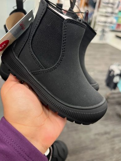 Kids Shoes Wholesale Pallet - Image 5