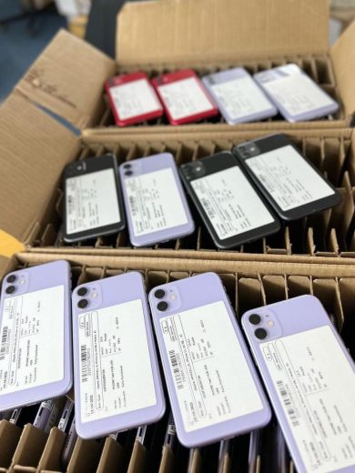 mixed iphone wholesale pallet Iphone pallets of 10 mixed iPhones—brand new or refurbished with 2-year AppleCare+. Includes 14 Pro Max, 13, 15 Pro Max & more. No reseller license required.