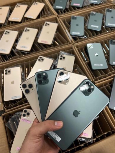 Buy iPhone pallets with 10 brand new or Grade A refurbished devices. AppleCare+ warranty included. Ideal for resellers. USA & worldwide shipping available.