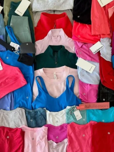 Lululemon Liquidation Pallets – 200pc Brand New Activewear Wholesale Lot