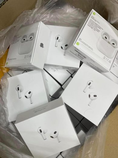 AirPods Liquidation Pallets