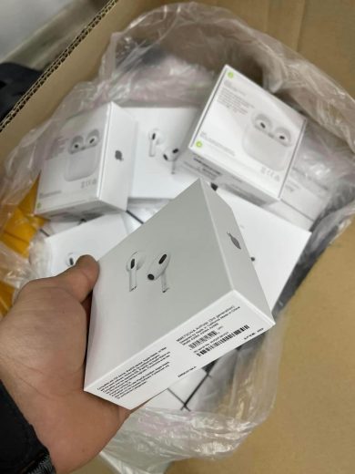 AirPods Liquidation Pallets