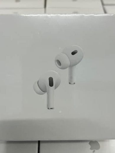 Buy AirPods Liquidation Pallets (50–150+ Apple AirPods at $400) - Image 3