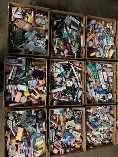 Buy High End Makeup Liquidation Pallets (200+ Premium Items For $650) - Image 4