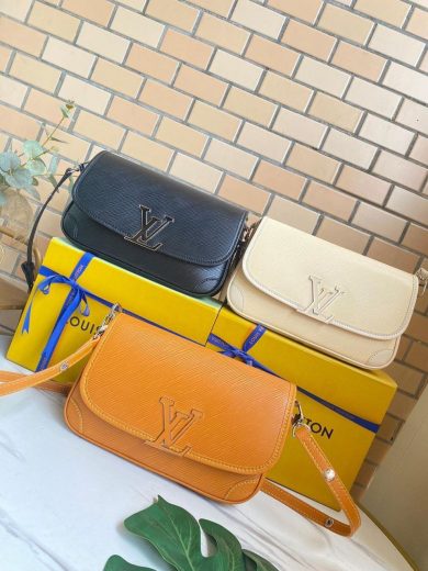 Louis Vuitton Liquidation Pallets