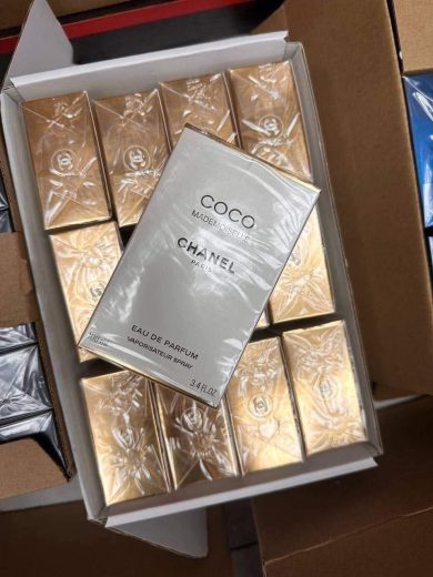 Buy Perfume Liquidation Pallets (200 Designer Fragrances For $400.14) - Image 8
